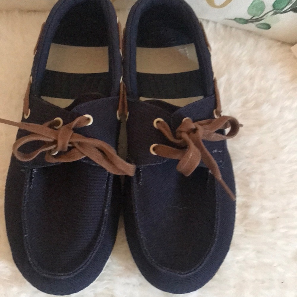 Crocs shoes in navy Blue